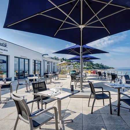 Hotel Valdys Thalasso & Spa - La Baie 杜瓦讷内 外观 照片