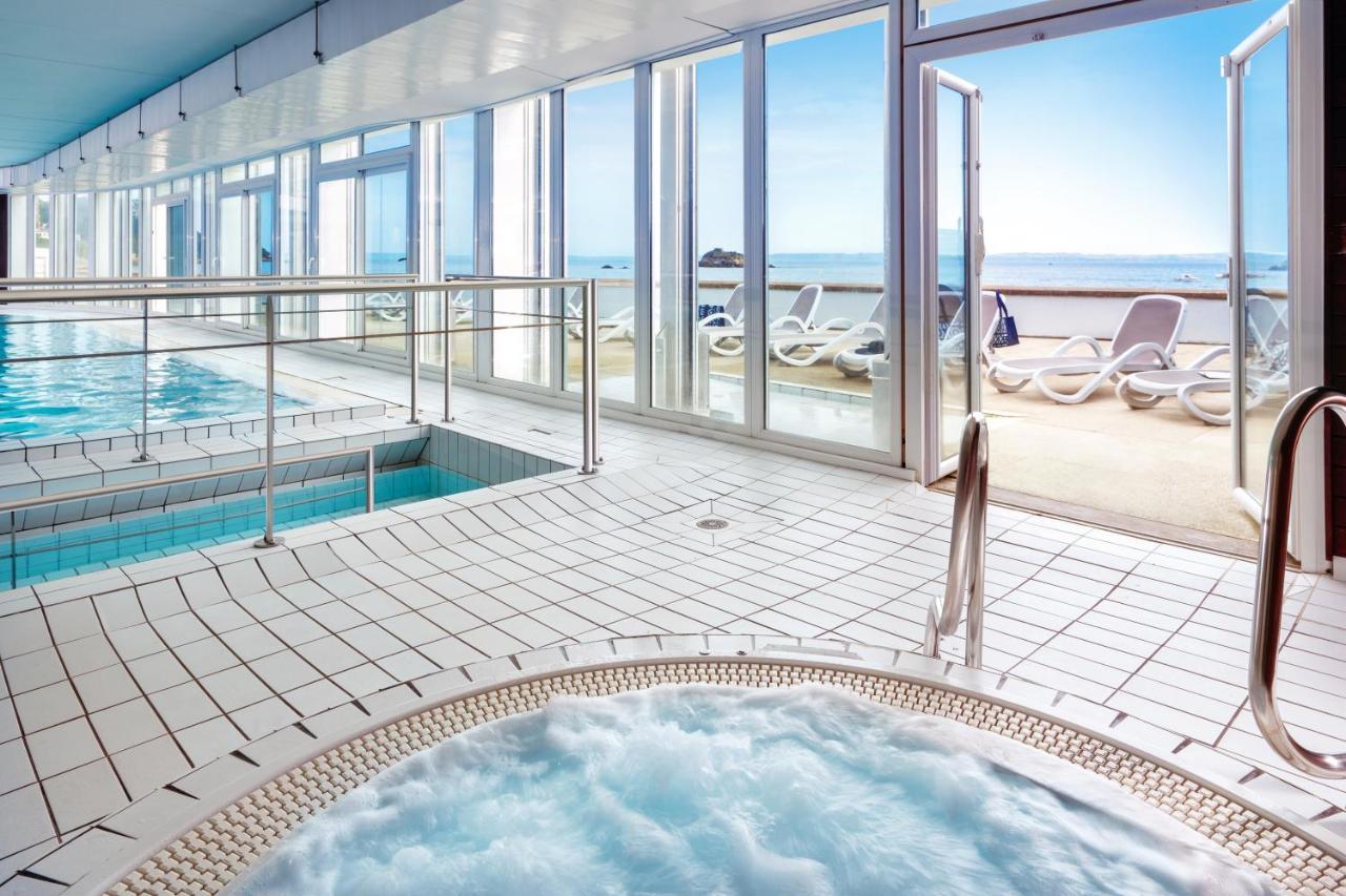 Hotel Valdys Thalasso & Spa - La Baie 杜瓦讷内 外观 照片
