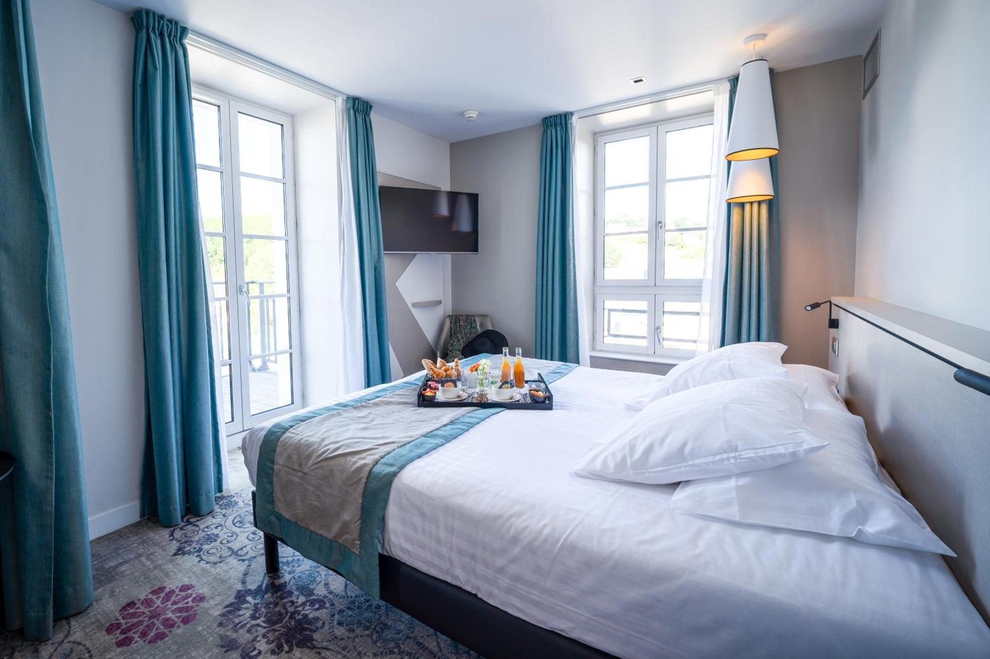 Hotel Valdys Thalasso & Spa - La Baie 杜瓦讷内 外观 照片